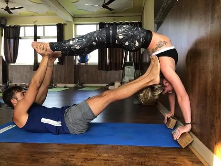Practice at Deep Yoga in Tapovan, Rishikesh